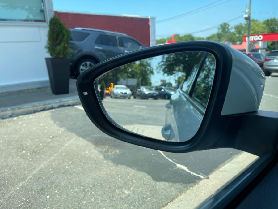 2017 Volkswagen Passat 1.8T SE w/Technology Auto, available for sale in Bloomfield, Connecticut | AXA Car Sales and Repair LLC. Bloomfield, Connecticut 2017 Volkswagen Passat 1.8T SE w/Technology Auto, available for sale in Bloomfield, Connecticut | AXA Car Sales and Repair LLC. Bloomfield, Connecticut