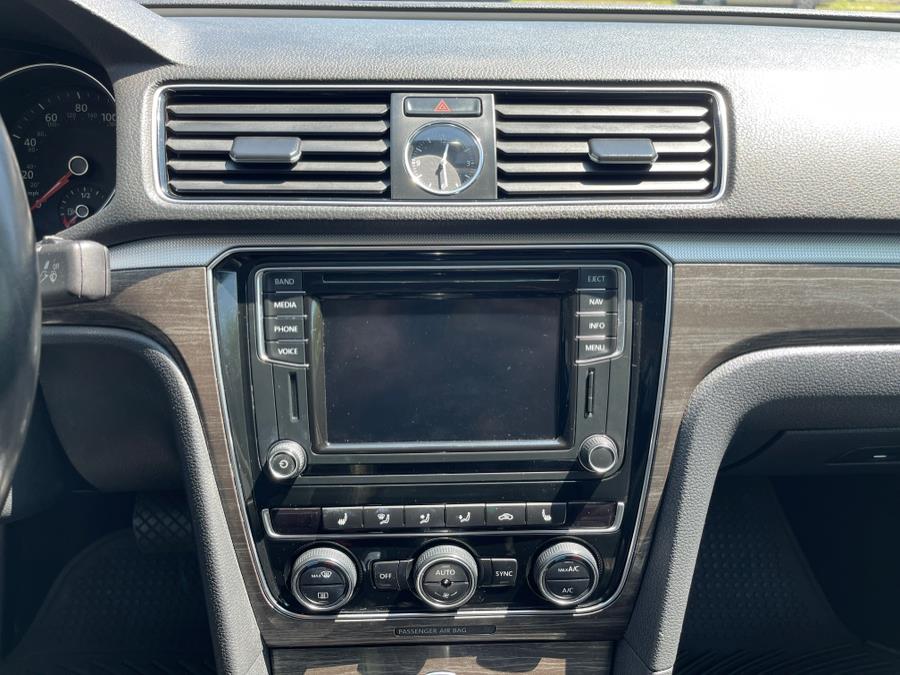 2017 Volkswagen Passat 1.8T SE w/Technology Auto, available for sale in Bloomfield, Connecticut | AXA Car Sales and Repair LLC. Bloomfield, Connecticut 2017 Volkswagen Passat 1.8T SE w/Technology Auto, available for sale in Bloomfield, Connecticut | AXA Car Sales and Repair LLC. Bloomfield, Connecticut
