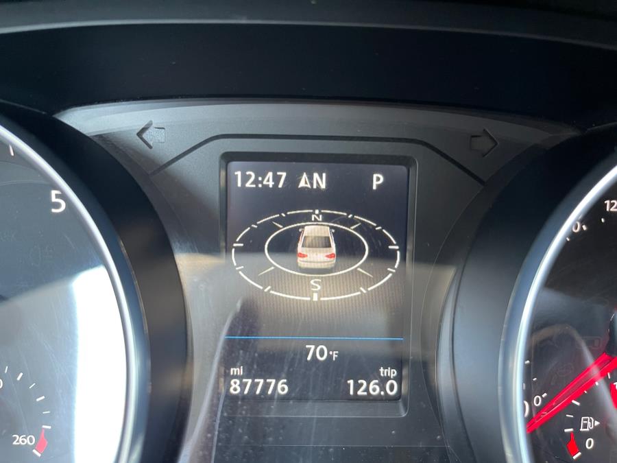 2017 Volkswagen Passat 1.8T SE w/Technology Auto, available for sale in Bloomfield, Connecticut | AXA Car Sales and Repair LLC. Bloomfield, Connecticut 2017 Volkswagen Passat 1.8T SE w/Technology Auto, available for sale in Bloomfield, Connecticut | AXA Car Sales and Repair LLC. Bloomfield, Connecticut