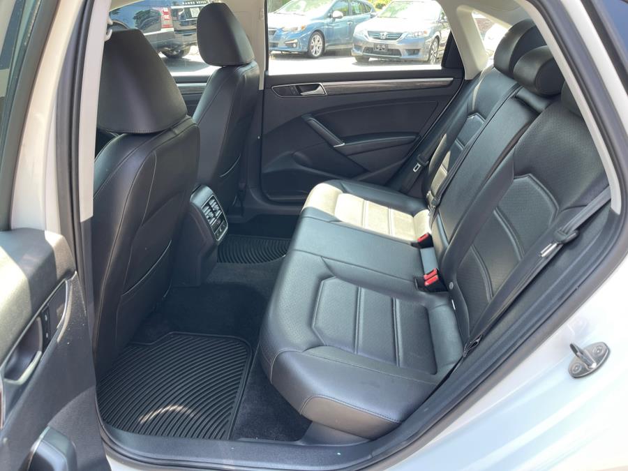 2017 Volkswagen Passat 1.8T SE w/Technology Auto, available for sale in Bloomfield, Connecticut | AXA Car Sales and Repair LLC. Bloomfield, Connecticut 2017 Volkswagen Passat 1.8T SE w/Technology Auto, available for sale in Bloomfield, Connecticut | AXA Car Sales and Repair LLC. Bloomfield, Connecticut