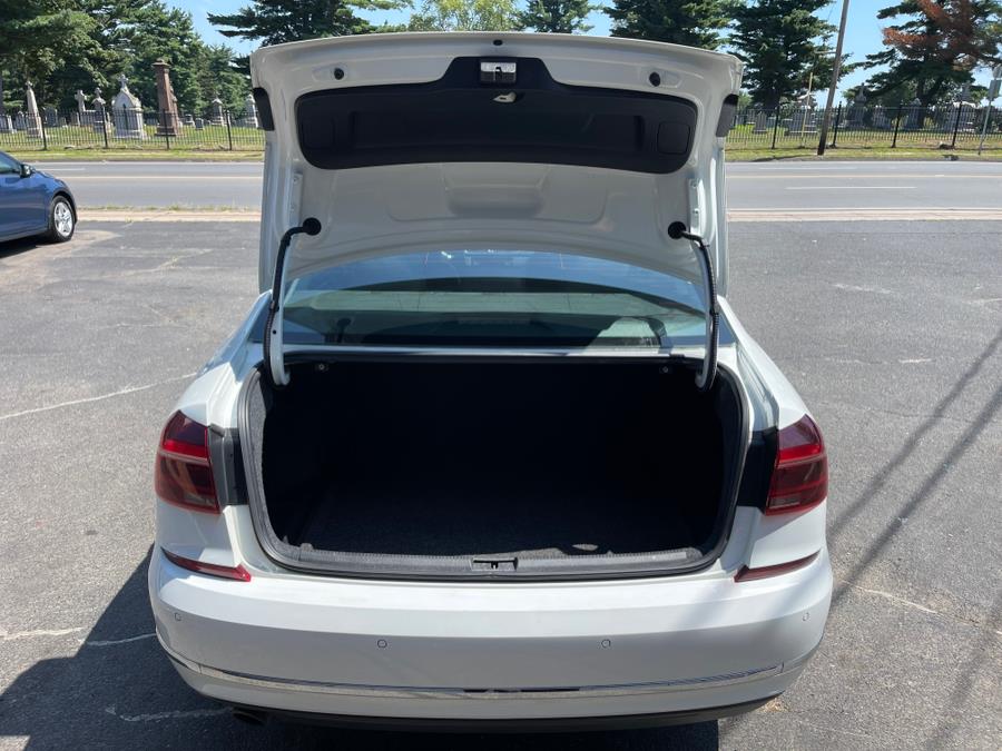2017 Volkswagen Passat 1.8T SE w/Technology Auto, available for sale in Bloomfield, Connecticut | AXA Car Sales and Repair LLC. Bloomfield, Connecticut 2017 Volkswagen Passat 1.8T SE w/Technology Auto, available for sale in Bloomfield, Connecticut | AXA Car Sales and Repair LLC. Bloomfield, Connecticut