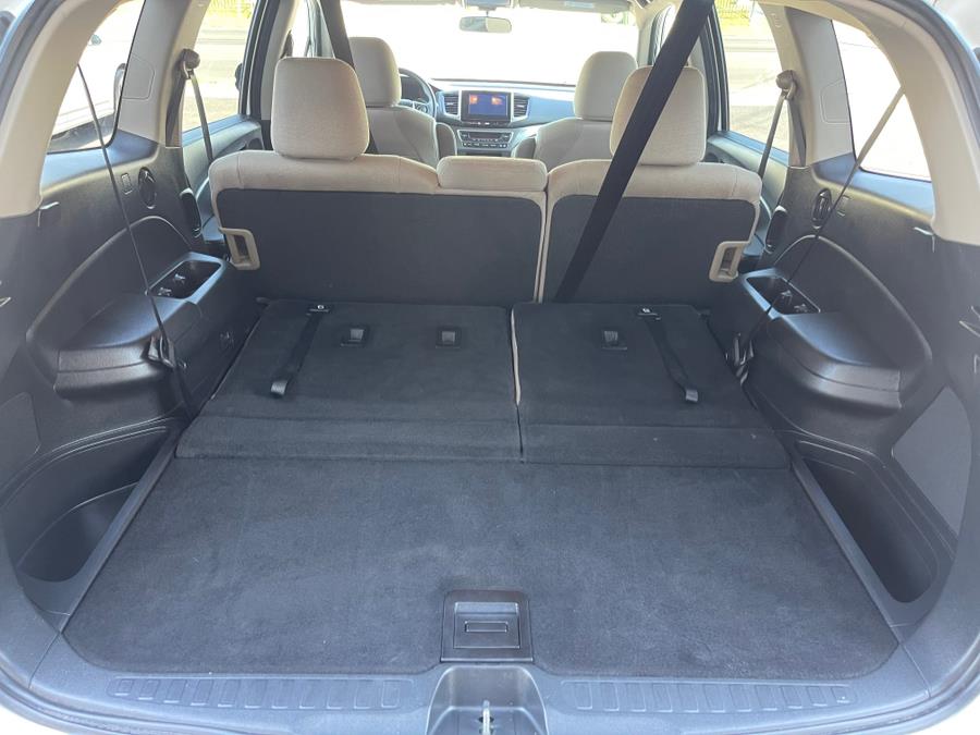 2016 Honda Pilot AWD 4dr EX, available for sale in Bloomfield, Connecticut | AXA Car Sales and Repair LLC. Bloomfield, Connecticut 2016 Honda Pilot AWD 4dr EX, available for sale in Bloomfield, Connecticut | AXA Car Sales and Repair LLC. Bloomfield, Connecticut