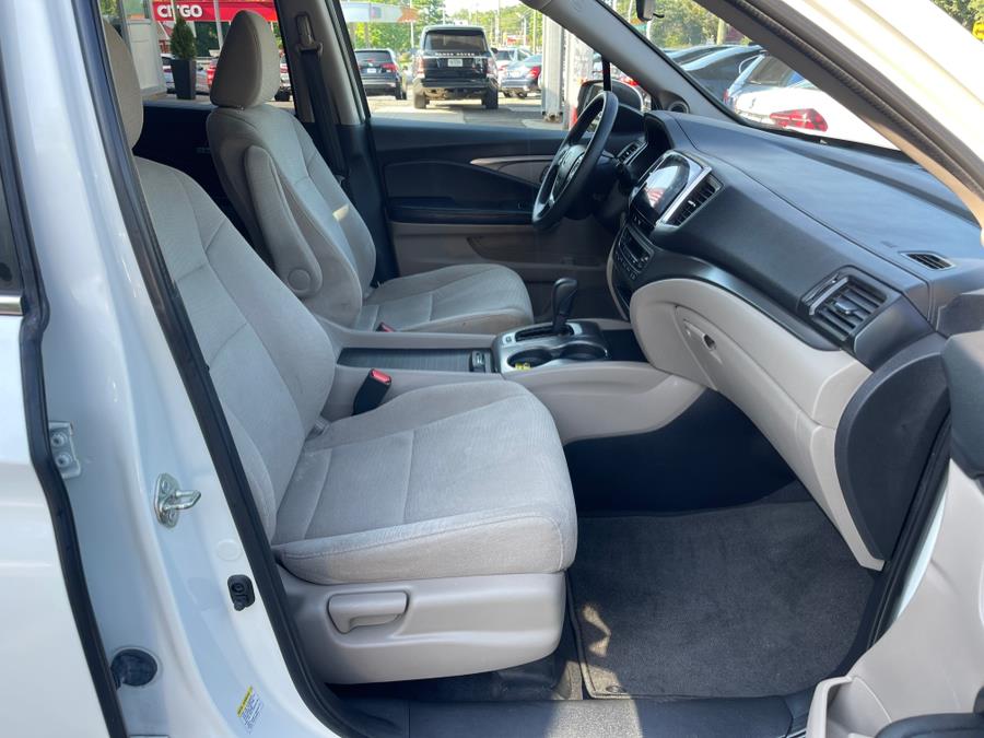 2016 Honda Pilot AWD 4dr EX, available for sale in Bloomfield, Connecticut | AXA Car Sales and Repair LLC. Bloomfield, Connecticut 2016 Honda Pilot AWD 4dr EX, available for sale in Bloomfield, Connecticut | AXA Car Sales and Repair LLC. Bloomfield, Connecticut