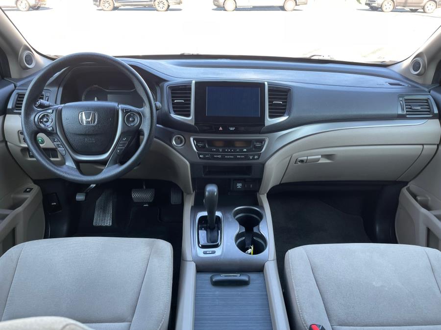 2016 Honda Pilot AWD 4dr EX, available for sale in Bloomfield, Connecticut | AXA Car Sales and Repair LLC. Bloomfield, Connecticut 2016 Honda Pilot AWD 4dr EX, available for sale in Bloomfield, Connecticut | AXA Car Sales and Repair LLC. Bloomfield, Connecticut