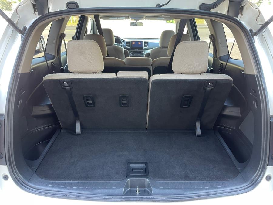 2016 Honda Pilot AWD 4dr EX, available for sale in Bloomfield, Connecticut | AXA Car Sales and Repair LLC. Bloomfield, Connecticut 2016 Honda Pilot AWD 4dr EX, available for sale in Bloomfield, Connecticut | AXA Car Sales and Repair LLC. Bloomfield, Connecticut