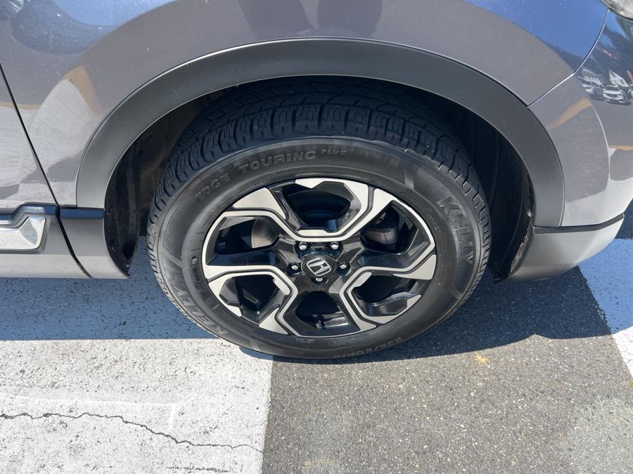 2017 Honda CR-V Touring AWD, available for sale in Waterbury, Connecticut | National Auto Brokers, Inc.. Waterbury, Connecticut 2017 Honda CR-V Touring AWD, available for sale in Waterbury, Connecticut | National Auto Brokers, Inc.. Waterbury, Connecticut