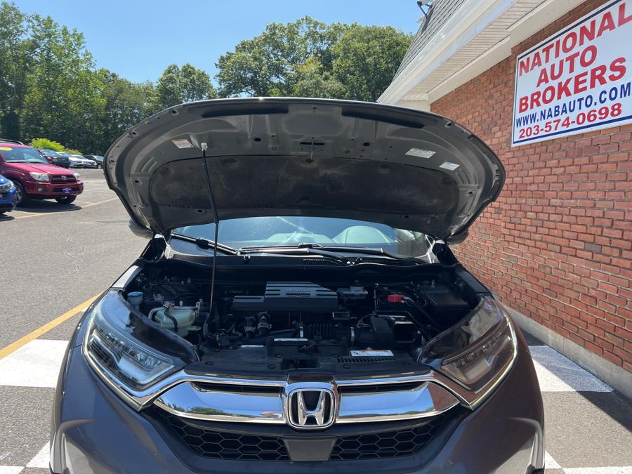 2017 Honda CR-V Touring AWD, available for sale in Waterbury, Connecticut | National Auto Brokers, Inc.. Waterbury, Connecticut 2017 Honda CR-V Touring AWD, available for sale in Waterbury, Connecticut | National Auto Brokers, Inc.. Waterbury, Connecticut