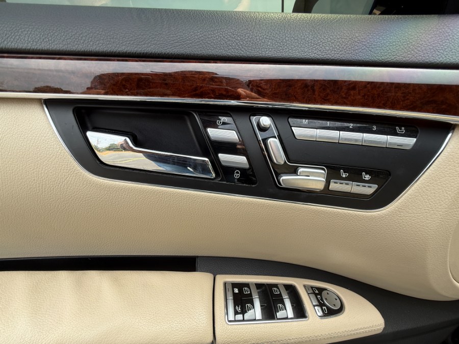 2013 Mercedes-Benz S-Class 4dr Sdn S 550 4MATIC, available for sale in Rochester, New York | 5 Star Motor Group. Rochester, New York 2013 Mercedes-Benz S-Class 4dr Sdn S 550 4MATIC, available for sale in Rochester, New York | 5 Star Motor Group. Rochester, New York