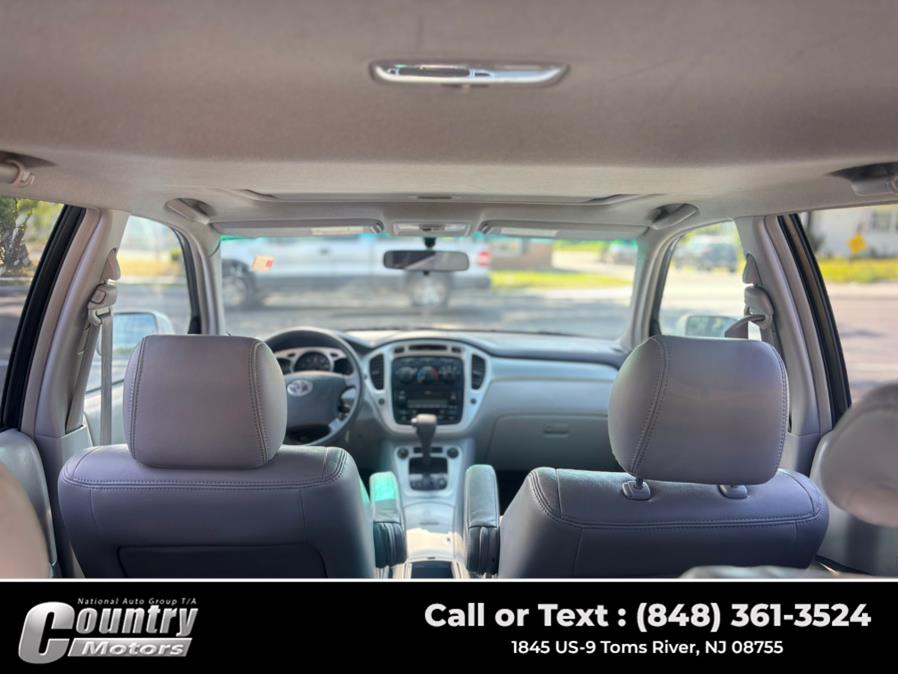 2006 Toyota Highlander 4dr V6 4WD w/3rd Row, available for sale in Toms River, New Jersey | Country Motors. Toms River, New Jersey 2006 Toyota Highlander 4dr V6 4WD w/3rd Row, available for sale in Toms River, New Jersey | Country Motors. Toms River, New Jersey