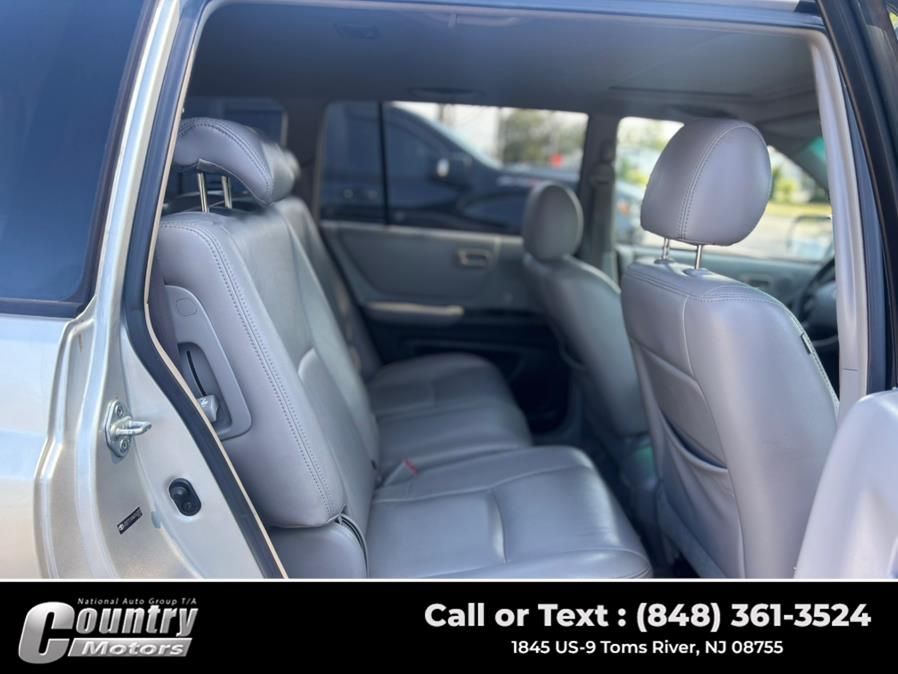 2006 Toyota Highlander 4dr V6 4WD w/3rd Row, available for sale in Toms River, New Jersey | Country Motors. Toms River, New Jersey 2006 Toyota Highlander 4dr V6 4WD w/3rd Row, available for sale in Toms River, New Jersey | Country Motors. Toms River, New Jersey