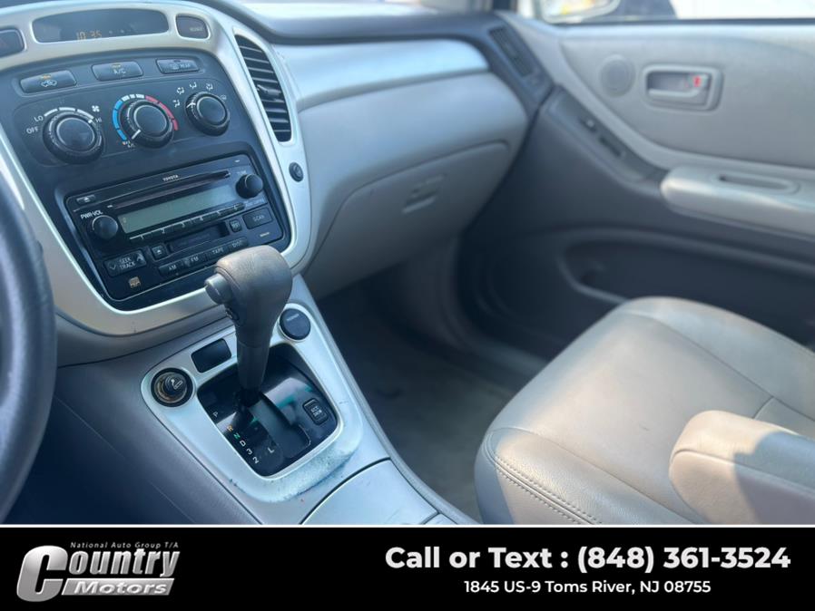 2006 Toyota Highlander 4dr V6 4WD w/3rd Row, available for sale in Toms River, New Jersey | Country Motors. Toms River, New Jersey 2006 Toyota Highlander 4dr V6 4WD w/3rd Row, available for sale in Toms River, New Jersey | Country Motors. Toms River, New Jersey