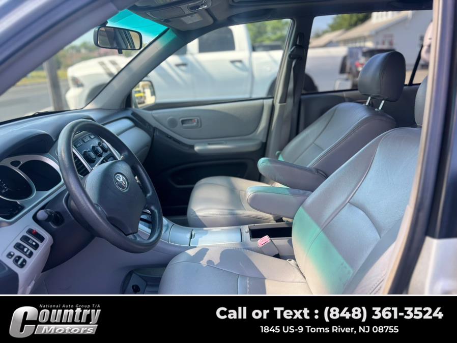 2006 Toyota Highlander 4dr V6 4WD w/3rd Row, available for sale in Toms River, New Jersey | Country Motors. Toms River, New Jersey 2006 Toyota Highlander 4dr V6 4WD w/3rd Row, available for sale in Toms River, New Jersey | Country Motors. Toms River, New Jersey