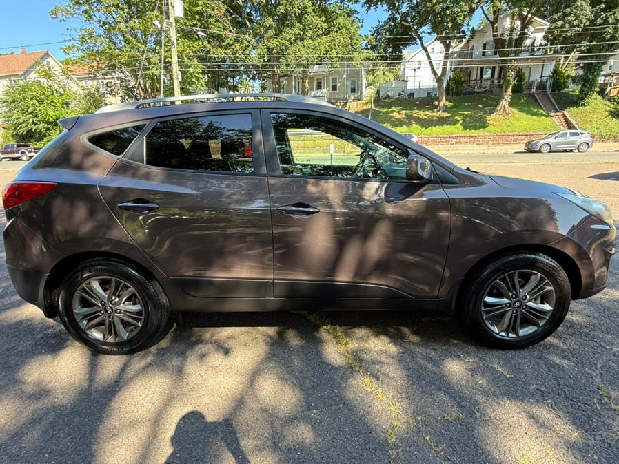 2014 Hyundai Tucson AWD 4dr SE, available for sale in Meriden, Connecticut | T E A M Auto Center. Meriden, Connecticut 2014 Hyundai Tucson AWD 4dr SE, available for sale in Meriden, Connecticut | T E A M Auto Center. Meriden, Connecticut