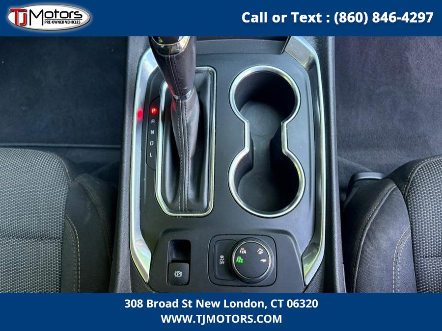 2019 Chevrolet Traverse AWD 4dr LT Cloth w/1LT, available for sale in New London, Connecticut | TJ Motors LLC. New London, Connecticut 2019 Chevrolet Traverse AWD 4dr LT Cloth w/1LT, available for sale in New London, Connecticut | TJ Motors LLC. New London, Connecticut