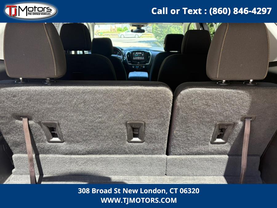2019 Chevrolet Traverse AWD 4dr LT Cloth w/1LT, available for sale in New London, Connecticut | TJ Motors LLC. New London, Connecticut 2019 Chevrolet Traverse AWD 4dr LT Cloth w/1LT, available for sale in New London, Connecticut | TJ Motors LLC. New London, Connecticut