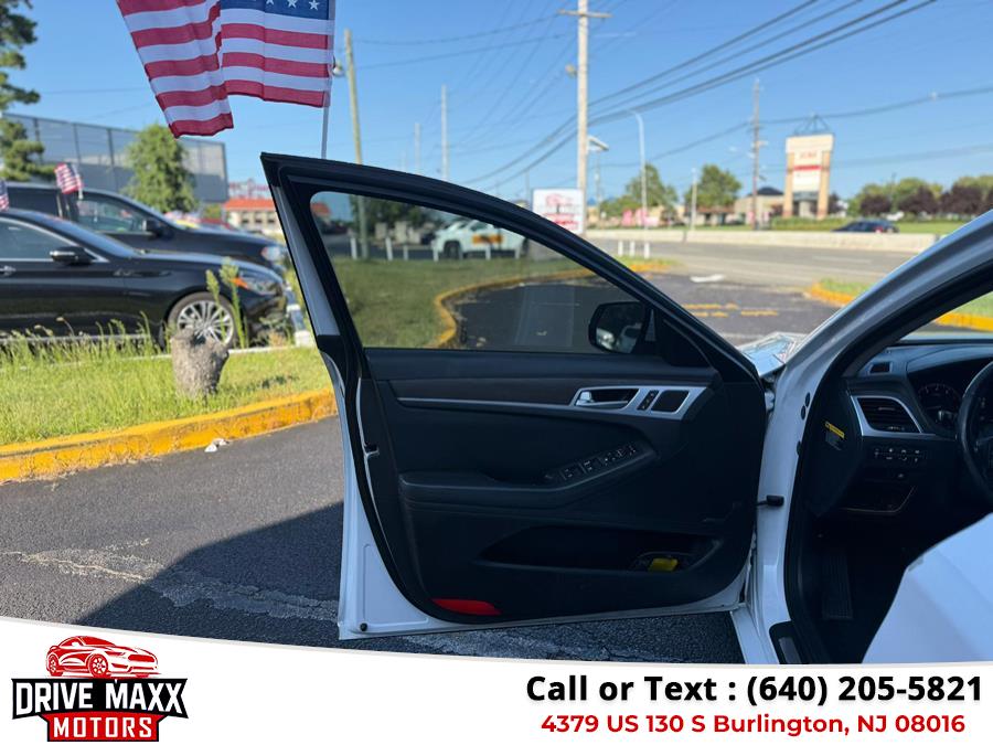 2015 Hyundai Genesis 4dr Sdn V6 3.8L AWD, available for sale in Burlington, New Jersey | Drive Maxx Motors. Burlington, New Jersey 2015 Hyundai Genesis 4dr Sdn V6 3.8L AWD, available for sale in Burlington, New Jersey | Drive Maxx Motors. Burlington, New Jersey