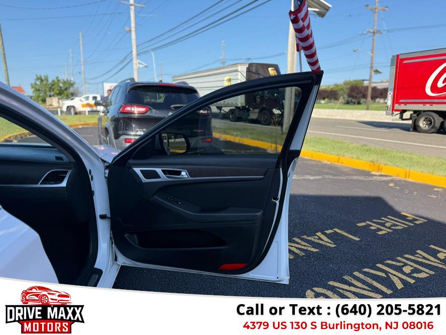 2015 Hyundai Genesis 4dr Sdn V6 3.8L AWD, available for sale in Burlington, New Jersey | Drive Maxx Motors. Burlington, New Jersey 2015 Hyundai Genesis 4dr Sdn V6 3.8L AWD, available for sale in Burlington, New Jersey | Drive Maxx Motors. Burlington, New Jersey