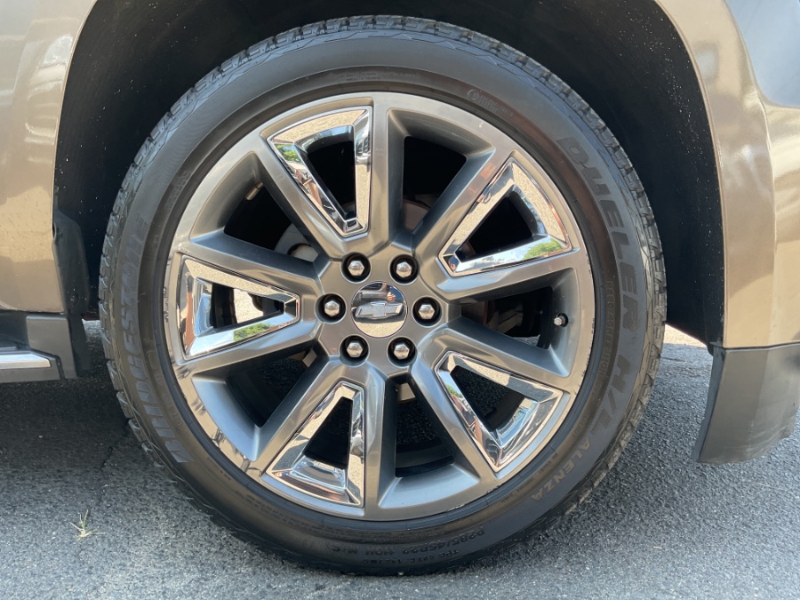 2016 Chevrolet Suburban 4WD 4dr 1500 LTZ, available for sale in Waterbury, Connecticut | Jim Juliani Motors. Waterbury, Connecticut 2016 Chevrolet Suburban 4WD 4dr 1500 LTZ, available for sale in Waterbury, Connecticut | Jim Juliani Motors. Waterbury, Connecticut