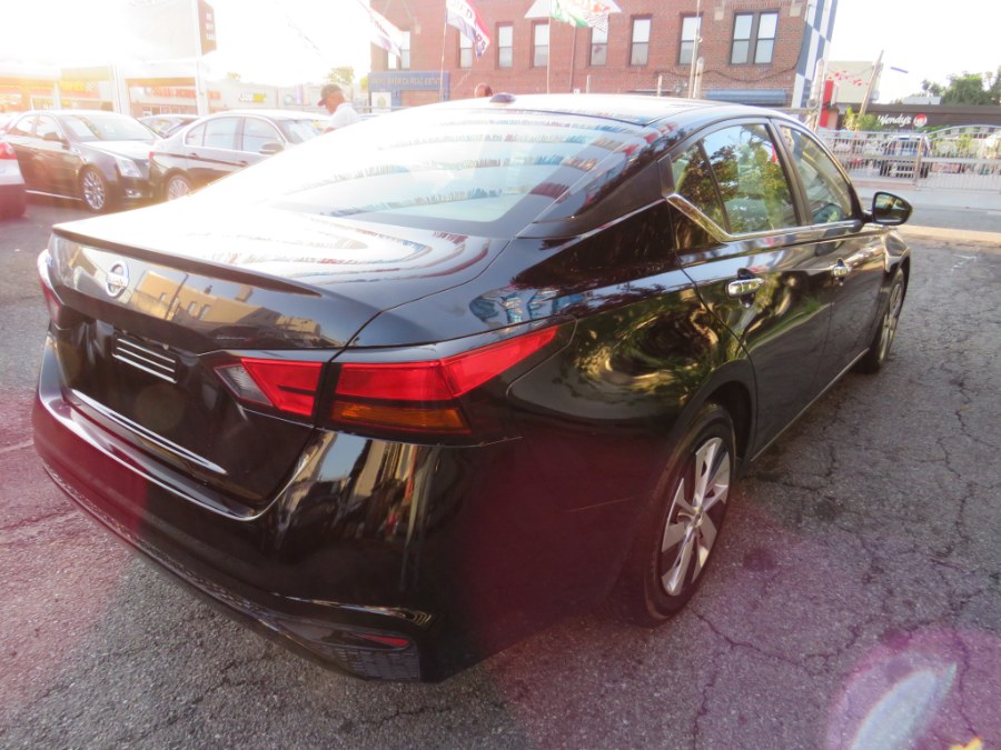 2020 Nissan Altima 2.5 S Sedan, available for sale in Middle Village, New York | Road Masters II INC. Middle Village, New York 2020 Nissan Altima 2.5 S Sedan, available for sale in Middle Village, New York | Road Masters II INC. Middle Village, New York