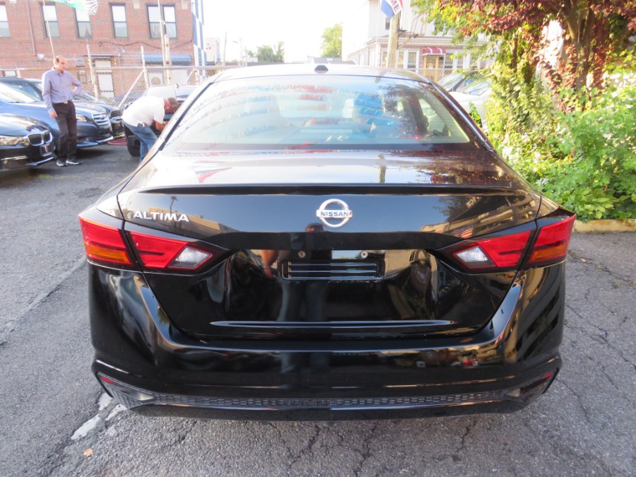 2020 Nissan Altima 2.5 S Sedan, available for sale in Middle Village, New York | Road Masters II INC. Middle Village, New York 2020 Nissan Altima 2.5 S Sedan, available for sale in Middle Village, New York | Road Masters II INC. Middle Village, New York
