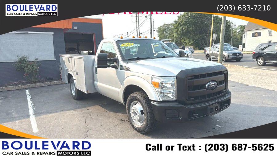 Used 2014 Ford F350 Super Duty Regular Cab & Chassis in New Haven, Connecticut | Boulevard Motors LLC. New Haven, Connecticut