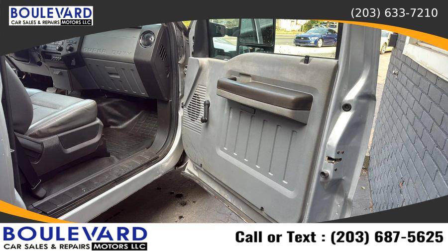 2014 Ford F350 Super Duty Regular Cab & Chassis XL Cab & Chassis 2D, available for sale in New Haven, Connecticut | Boulevard Motors LLC. New Haven, Connecticut 2014 Ford F350 Super Duty Regular Cab & Chassis XL Cab & Chassis 2D, available for sale in New Haven, Connecticut | Boulevard Motors LLC. New Haven, Connecticut