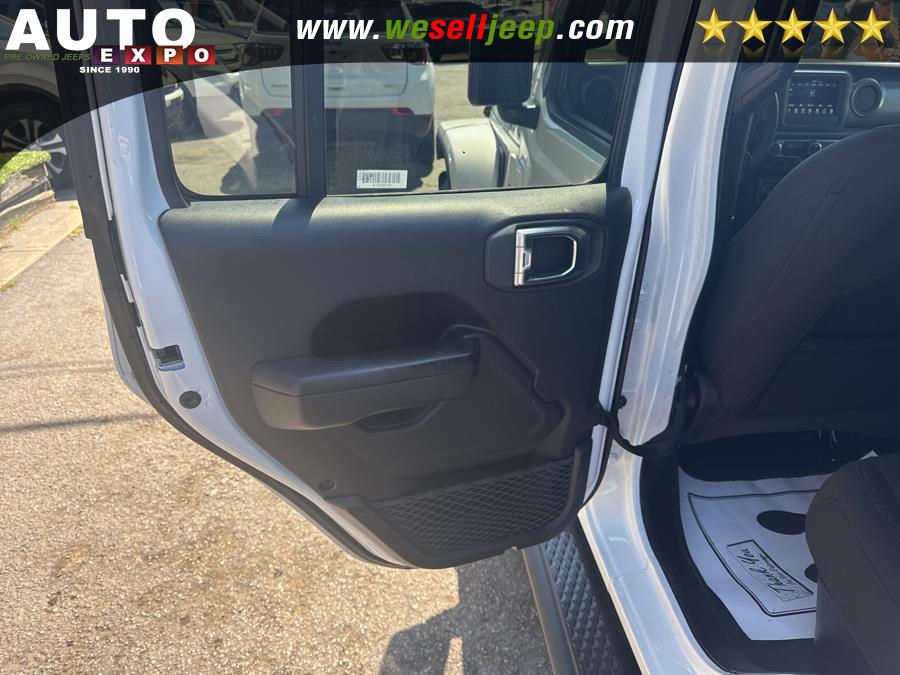 2023 Jeep Gladiator Sport S 4x4, available for sale in Huntington, New York | Auto Expo. Huntington, New York 2023 Jeep Gladiator Sport S 4x4, available for sale in Huntington, New York | Auto Expo. Huntington, New York