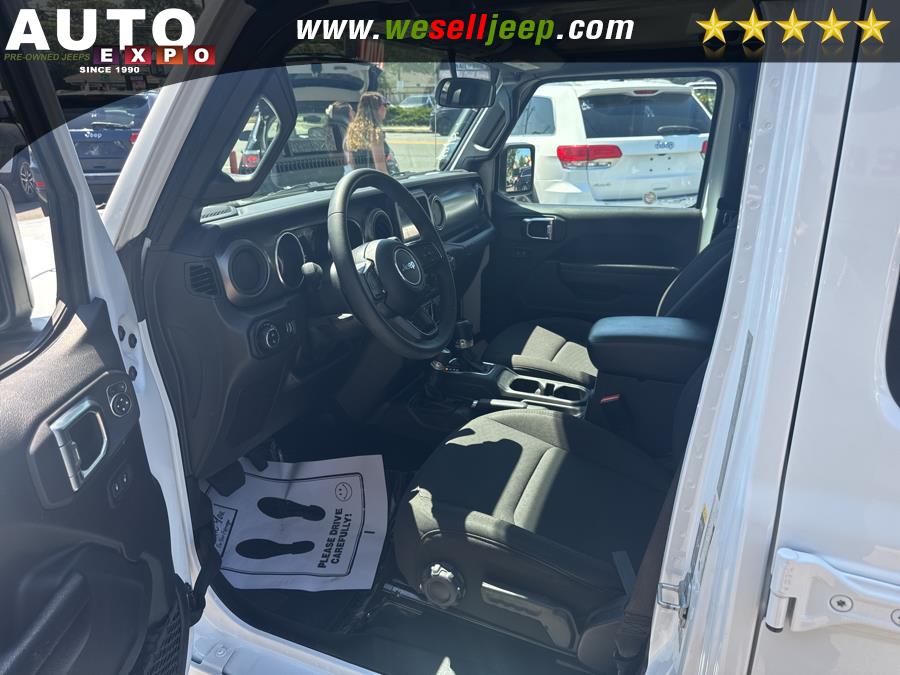 2023 Jeep Gladiator Sport S 4x4, available for sale in Huntington, New York | Auto Expo. Huntington, New York 2023 Jeep Gladiator Sport S 4x4, available for sale in Huntington, New York | Auto Expo. Huntington, New York