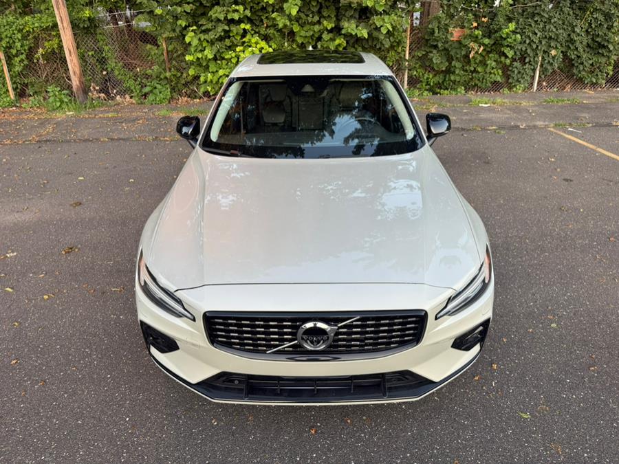 2022 Volvo S60 B5 FWD Momentum, available for sale in Philadelphia, Pennsylvania | Eugen's Auto Sales & Repairs. Philadelphia, Pennsylvania 2022 Volvo S60 B5 FWD Momentum, available for sale in Philadelphia, Pennsylvania | Eugen's Auto Sales & Repairs. Philadelphia, Pennsylvania