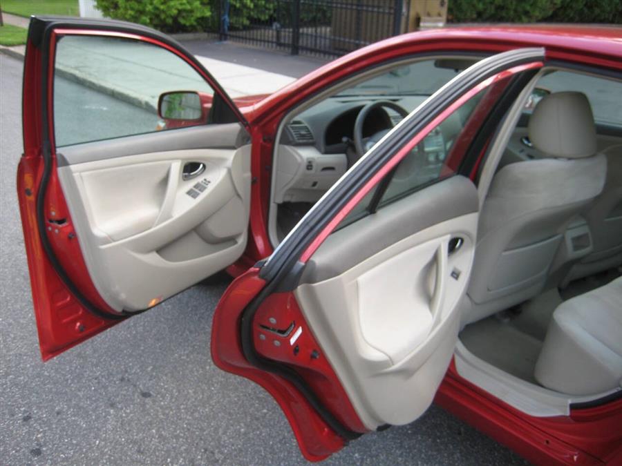 2011 Toyota Camry LE 4dr Sedan 6A, available for sale in Massapequa, New York | Rite Choice Auto Inc.. Massapequa, New York 2011 Toyota Camry LE 4dr Sedan 6A, available for sale in Massapequa, New York | Rite Choice Auto Inc.. Massapequa, New York