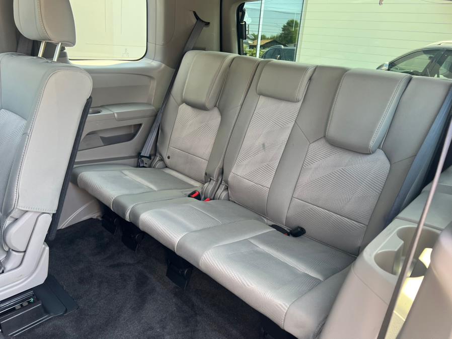 2012 Honda Pilot 4WD 4dr LX, available for sale in Lodi, New Jersey | Route 46 Auto Sales Inc. Lodi, New Jersey 2012 Honda Pilot 4WD 4dr LX, available for sale in Lodi, New Jersey | Route 46 Auto Sales Inc. Lodi, New Jersey