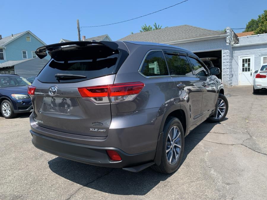 2018 Toyota Highlander XLE V6 AWD (Natl), available for sale in Springfield, Massachusetts | Absolute Motors Inc. Springfield, Massachusetts 2018 Toyota Highlander XLE V6 AWD (Natl), available for sale in Springfield, Massachusetts | Absolute Motors Inc. Springfield, Massachusetts