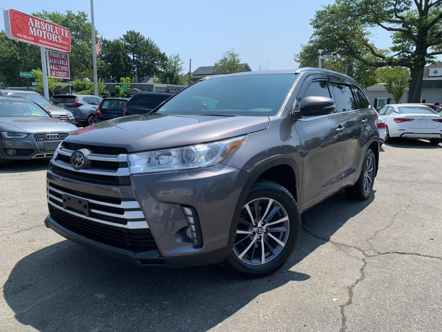 2018 Toyota Highlander XLE V6 AWD (Natl), available for sale in Springfield, Massachusetts | Absolute Motors Inc. Springfield, Massachusetts 2018 Toyota Highlander XLE V6 AWD (Natl), available for sale in Springfield, Massachusetts | Absolute Motors Inc. Springfield, Massachusetts