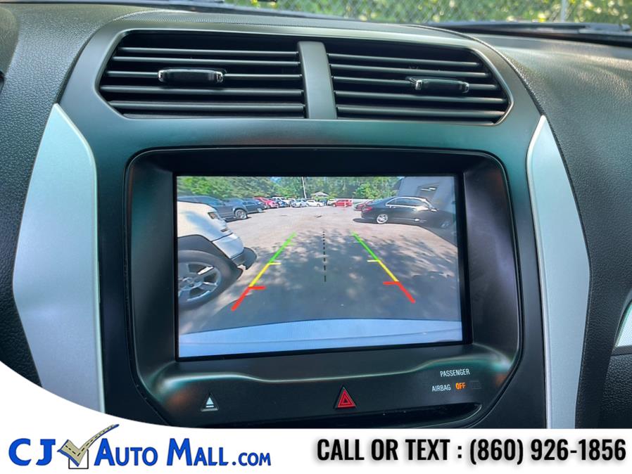 2015 Ford Explorer 4WD 4dr XLT, available for sale in Bristol, Connecticut | CJ Auto Mall. Bristol, Connecticut 2015 Ford Explorer 4WD 4dr XLT, available for sale in Bristol, Connecticut | CJ Auto Mall. Bristol, Connecticut