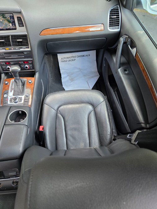 2015 Audi Q7 quattro 4dr 3.0L TDI Premium Plus, available for sale in Bristol, Connecticut | Dealmax Motors LLC. Bristol, Connecticut 2015 Audi Q7 quattro 4dr 3.0L TDI Premium Plus, available for sale in Bristol, Connecticut | Dealmax Motors LLC. Bristol, Connecticut