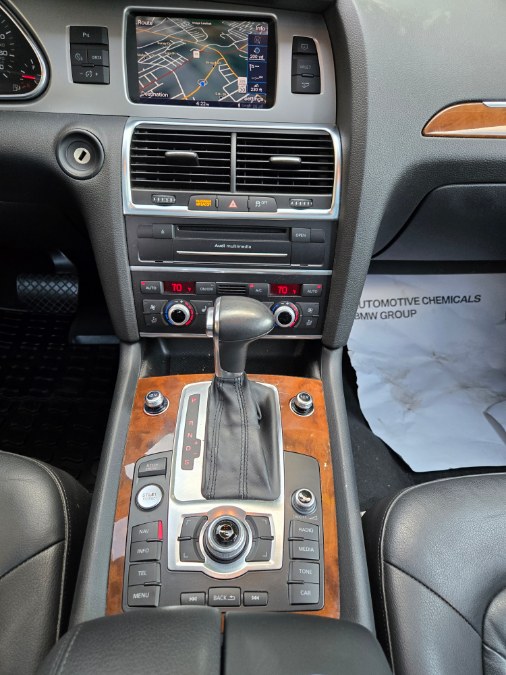 2015 Audi Q7 quattro 4dr 3.0L TDI Premium Plus, available for sale in Bristol, Connecticut | Dealmax Motors LLC. Bristol, Connecticut 2015 Audi Q7 quattro 4dr 3.0L TDI Premium Plus, available for sale in Bristol, Connecticut | Dealmax Motors LLC. Bristol, Connecticut