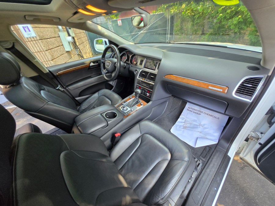 2015 Audi Q7 quattro 4dr 3.0L TDI Premium Plus, available for sale in Bristol, Connecticut | Dealmax Motors LLC. Bristol, Connecticut 2015 Audi Q7 quattro 4dr 3.0L TDI Premium Plus, available for sale in Bristol, Connecticut | Dealmax Motors LLC. Bristol, Connecticut