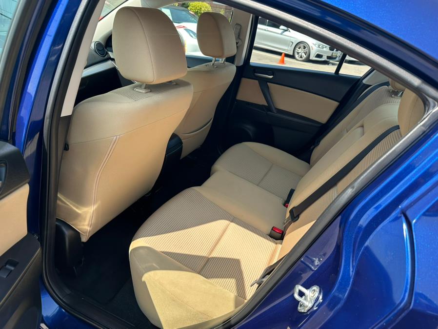 2012 Mazda Mazda3 4dr Sdn Man i Touring, available for sale in South Windsor, Connecticut | Mike And Tony Auto Sales, Inc. South Windsor, Connecticut 2012 Mazda Mazda3 4dr Sdn Man i Touring, available for sale in South Windsor, Connecticut | Mike And Tony Auto Sales, Inc. South Windsor, Connecticut