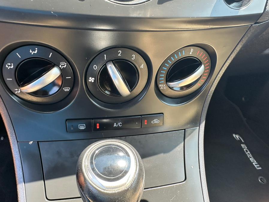 2012 Mazda Mazda3 4dr Sdn Man i Touring, available for sale in South Windsor, Connecticut | Mike And Tony Auto Sales, Inc. South Windsor, Connecticut 2012 Mazda Mazda3 4dr Sdn Man i Touring, available for sale in South Windsor, Connecticut | Mike And Tony Auto Sales, Inc. South Windsor, Connecticut