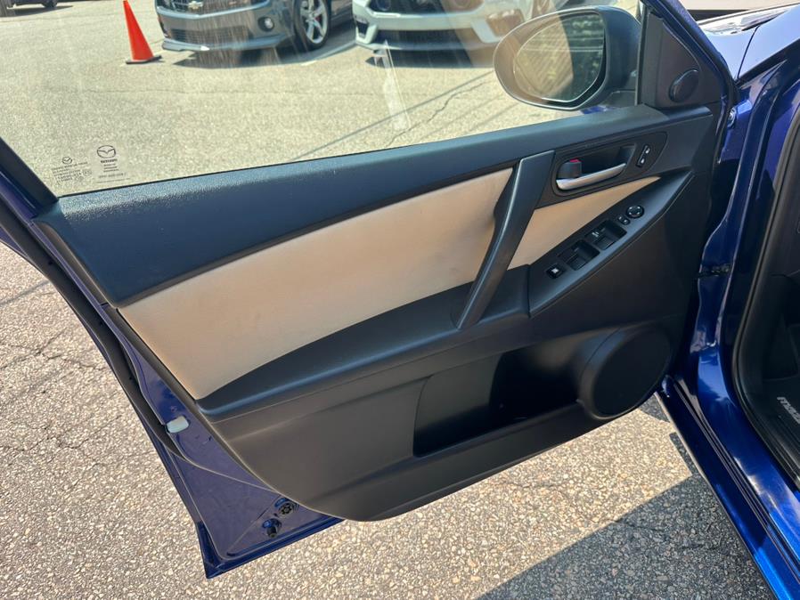 2012 Mazda Mazda3 4dr Sdn Man i Touring, available for sale in South Windsor, Connecticut | Mike And Tony Auto Sales, Inc. South Windsor, Connecticut 2012 Mazda Mazda3 4dr Sdn Man i Touring, available for sale in South Windsor, Connecticut | Mike And Tony Auto Sales, Inc. South Windsor, Connecticut
