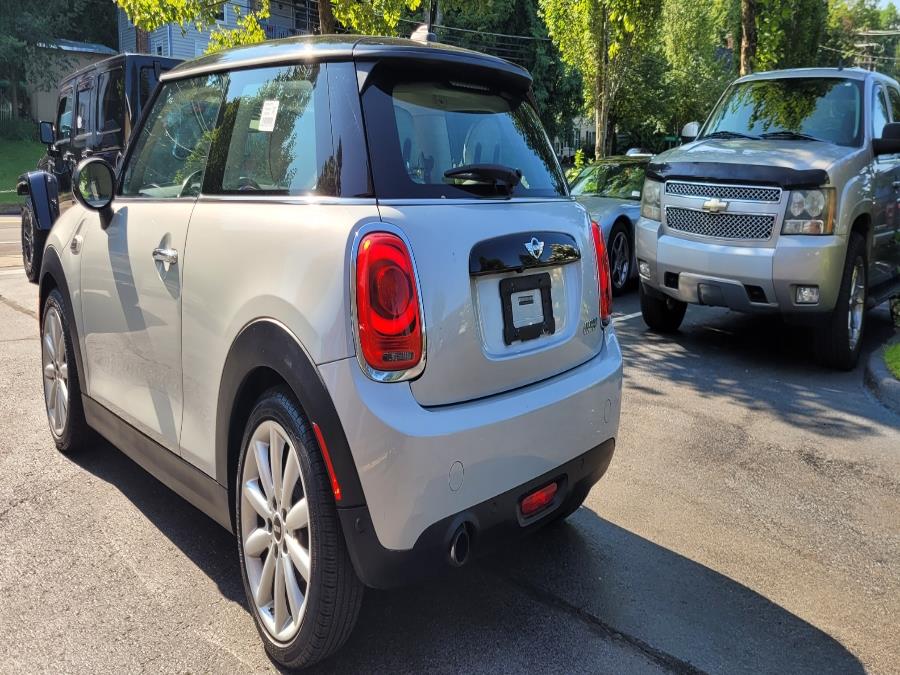 2016 MINI Cooper Hardtop 2dr HB, available for sale in Canton, Connecticut | Lava Motors. Canton, Connecticut 2016 MINI Cooper Hardtop 2dr HB, available for sale in Canton, Connecticut | Lava Motors. Canton, Connecticut