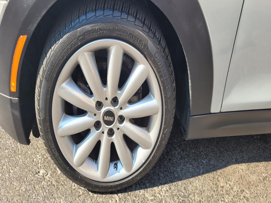 2016 MINI Cooper Hardtop 2dr HB, available for sale in Canton, Connecticut | Lava Motors. Canton, Connecticut 2016 MINI Cooper Hardtop 2dr HB, available for sale in Canton, Connecticut | Lava Motors. Canton, Connecticut