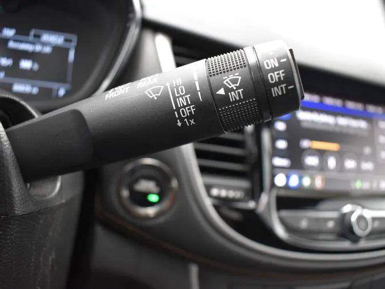 2022 Chevrolet Trax LT Sport Utility 4D, available for sale in Irvington, New Jersey | NJ Used Cars Center. Irvington, New Jersey 2022 Chevrolet Trax LT Sport Utility 4D, available for sale in Irvington, New Jersey | NJ Used Cars Center. Irvington, New Jersey