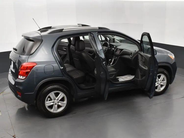 2022 Chevrolet Trax LT Sport Utility 4D, available for sale in Irvington, New Jersey | NJ Used Cars Center. Irvington, New Jersey 2022 Chevrolet Trax LT Sport Utility 4D, available for sale in Irvington, New Jersey | NJ Used Cars Center. Irvington, New Jersey