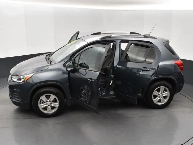 2022 Chevrolet Trax LT Sport Utility 4D, available for sale in Irvington, New Jersey | NJ Used Cars Center. Irvington, New Jersey 2022 Chevrolet Trax LT Sport Utility 4D, available for sale in Irvington, New Jersey | NJ Used Cars Center. Irvington, New Jersey
