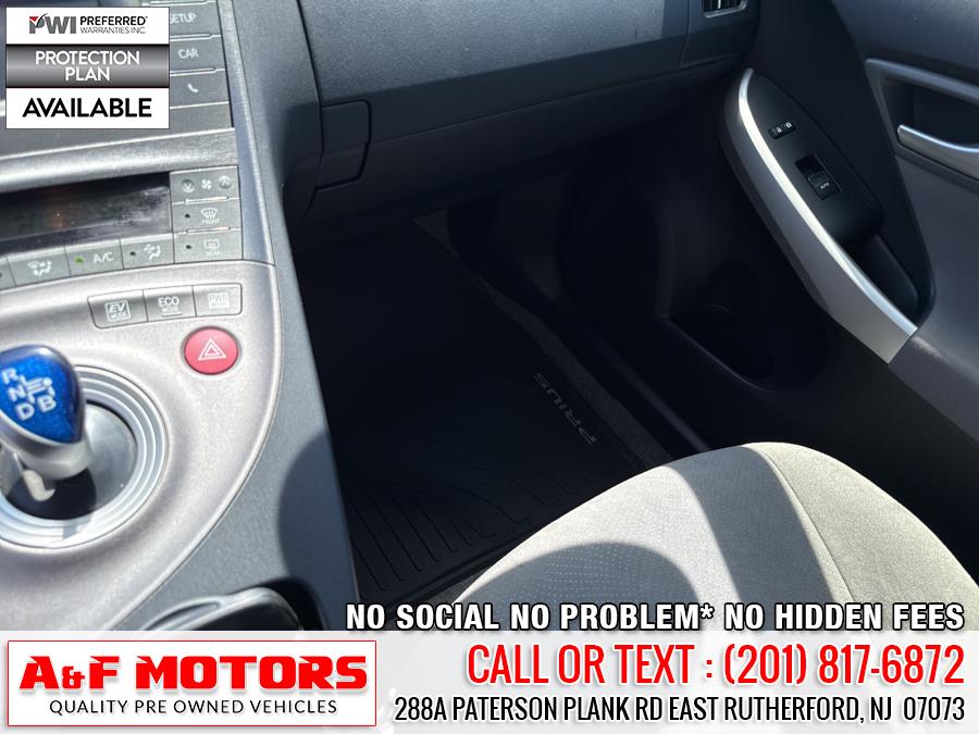 2015 Toyota Prius 5dr HB Four (Natl), available for sale in East Rutherford, New Jersey | A&F Motors LLC. East Rutherford, New Jersey 2015 Toyota Prius 5dr HB Four (Natl), available for sale in East Rutherford, New Jersey | A&F Motors LLC. East Rutherford, New Jersey