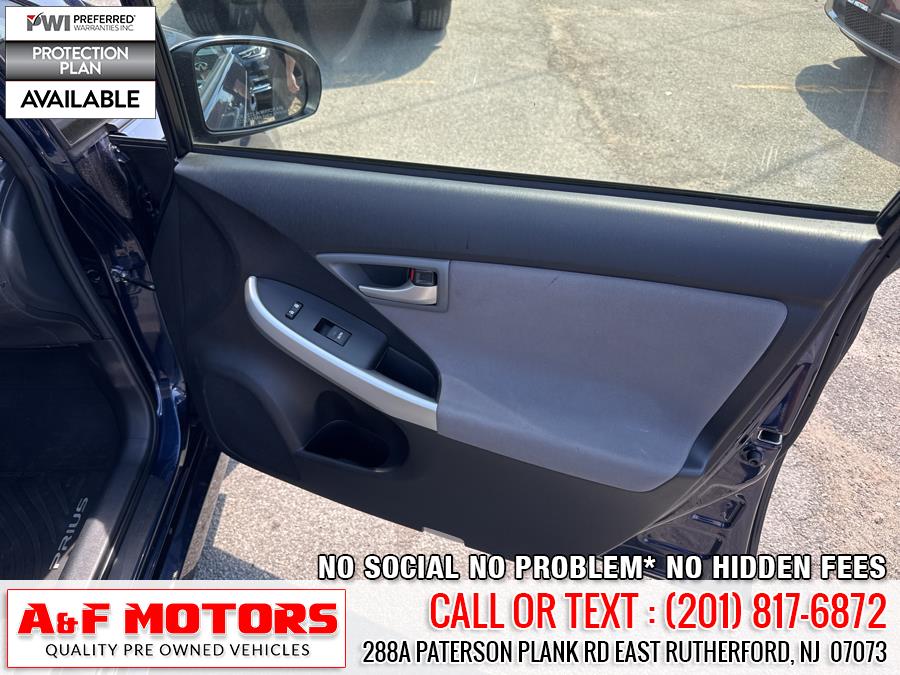 2015 Toyota Prius 5dr HB Four (Natl), available for sale in East Rutherford, New Jersey | A&F Motors LLC. East Rutherford, New Jersey 2015 Toyota Prius 5dr HB Four (Natl), available for sale in East Rutherford, New Jersey | A&F Motors LLC. East Rutherford, New Jersey