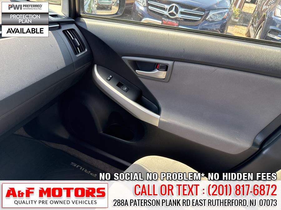 2015 Toyota Prius 5dr HB Four (Natl), available for sale in East Rutherford, New Jersey | A&F Motors LLC. East Rutherford, New Jersey 2015 Toyota Prius 5dr HB Four (Natl), available for sale in East Rutherford, New Jersey | A&F Motors LLC. East Rutherford, New Jersey