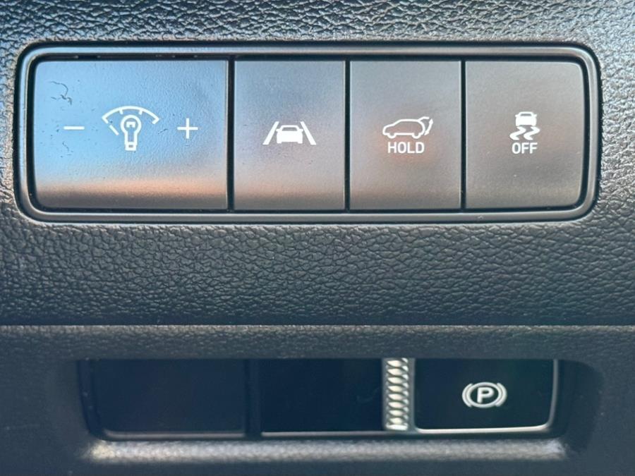 2021 Hyundai Santa Fe SEL AWD, available for sale in Newark, New Jersey | Champion Auto Sales. Newark, New Jersey 2021 Hyundai Santa Fe SEL AWD, available for sale in Newark, New Jersey | Champion Auto Sales. Newark, New Jersey
