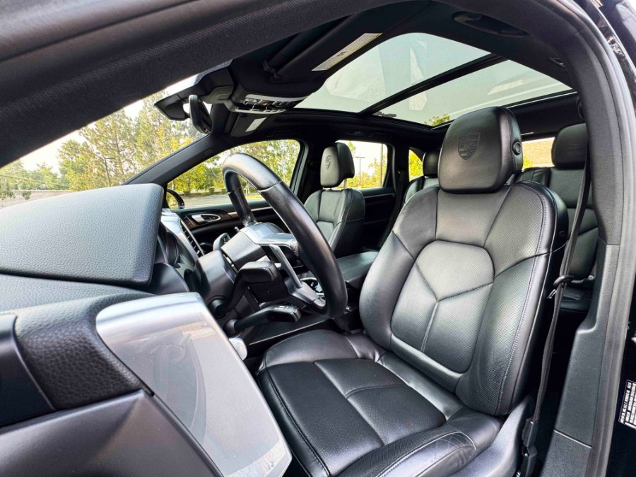 2016 Porsche Cayenne AWD 4dr, available for sale in Lake Forest, California | Pacific Green Line. Lake Forest, California 2016 Porsche Cayenne AWD 4dr, available for sale in Lake Forest, California | Pacific Green Line. Lake Forest, California